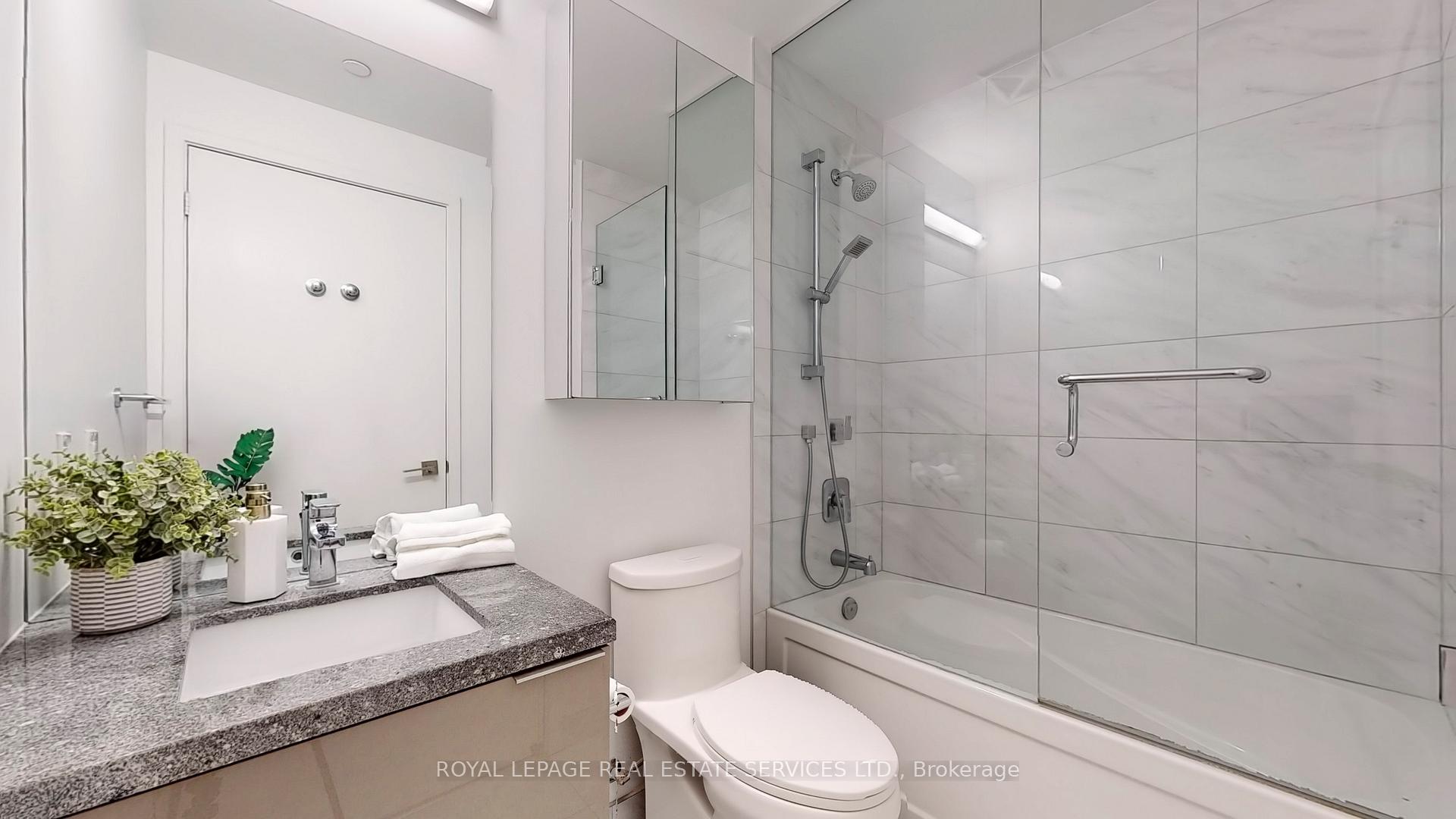 1 Bedroom Condo at 30 Ordnance, Toronto For sale