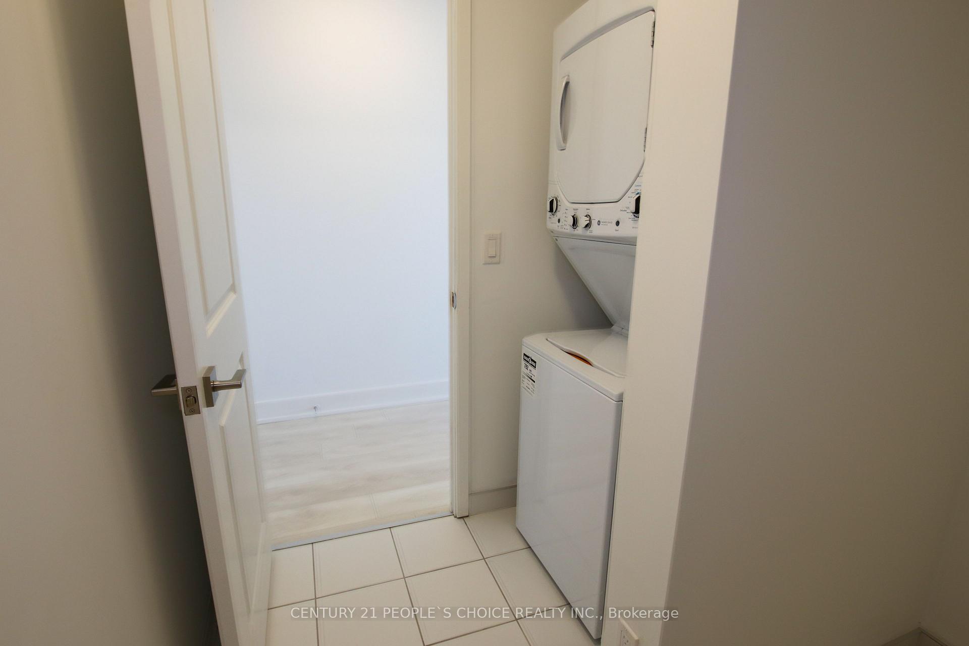 1 Bedroom Condo at 297 Oak Walk, Oakville For sale