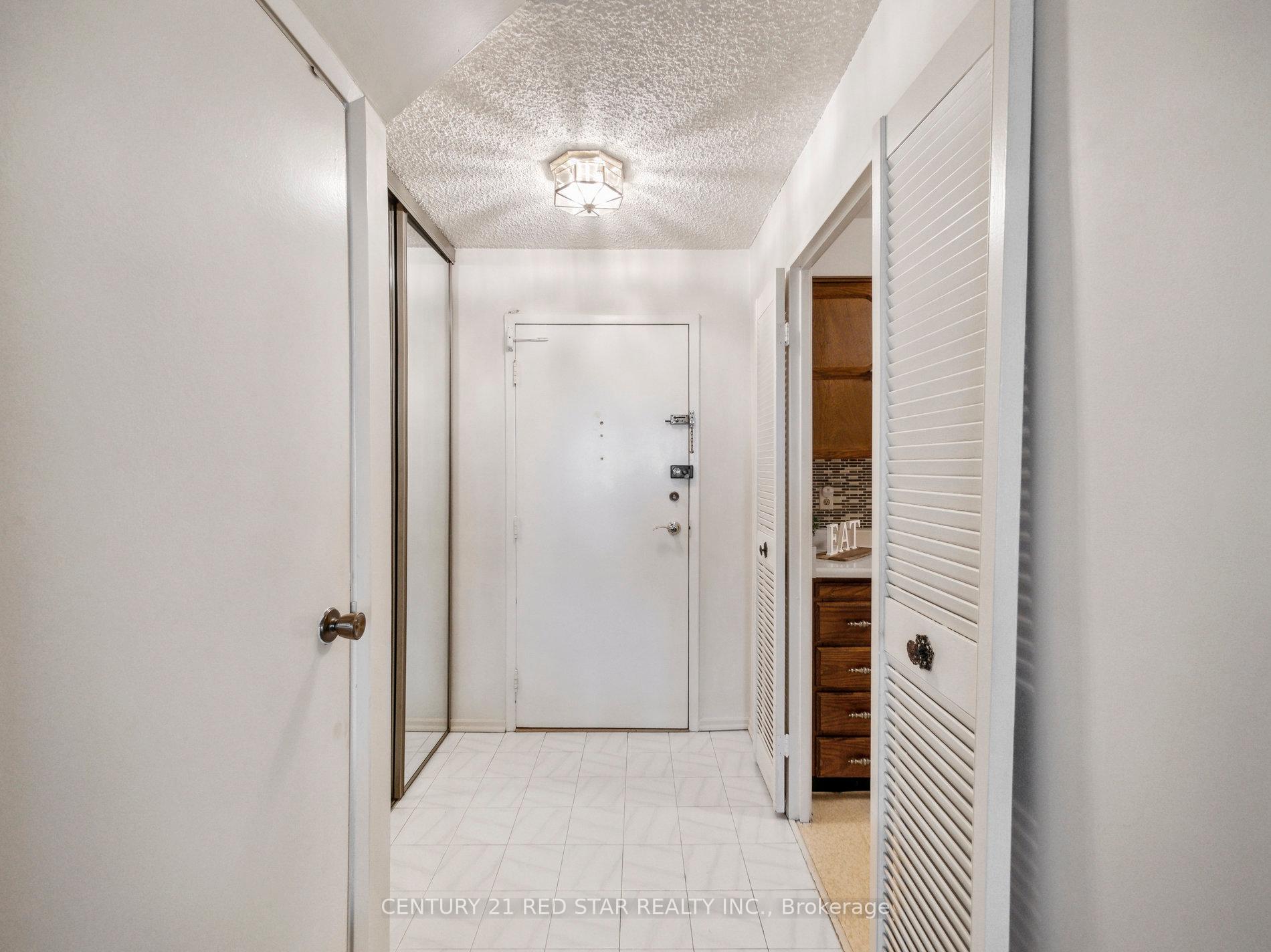 2 Bedrooms Condo at 4001 Don Mills, Toronto For sale
