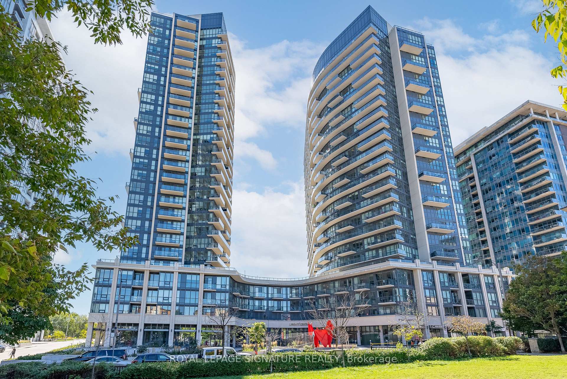 1 Bedroom Condo at 51 East Liberty,  Toronto For sale