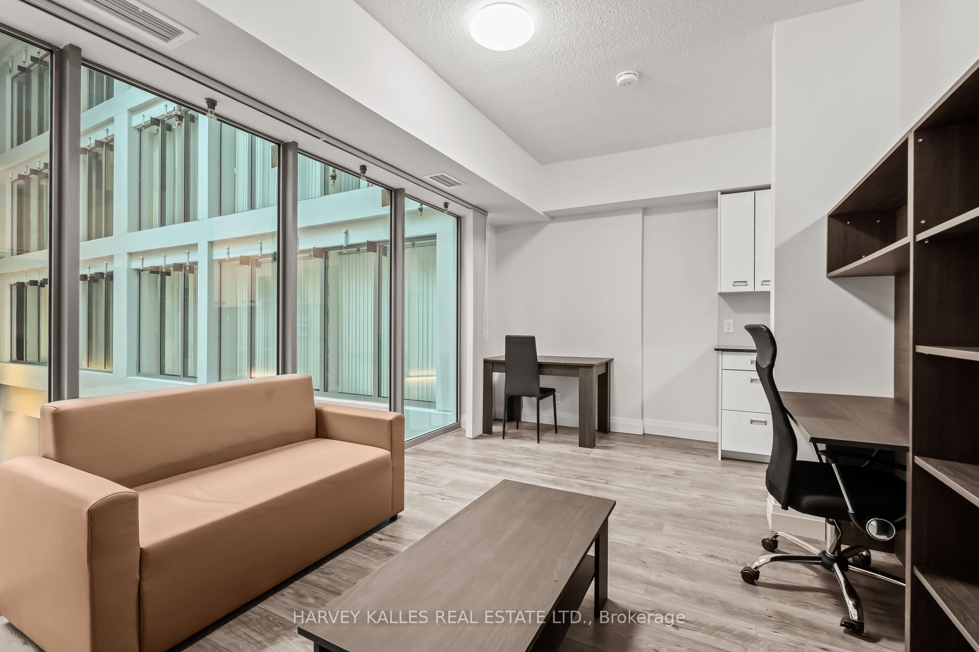 652 Princess Street 237