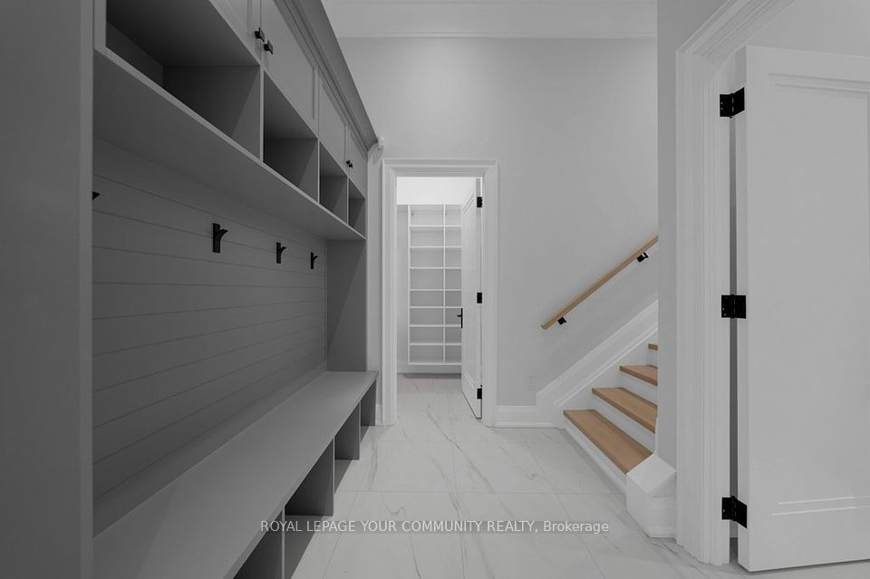 Mud Room/Closet