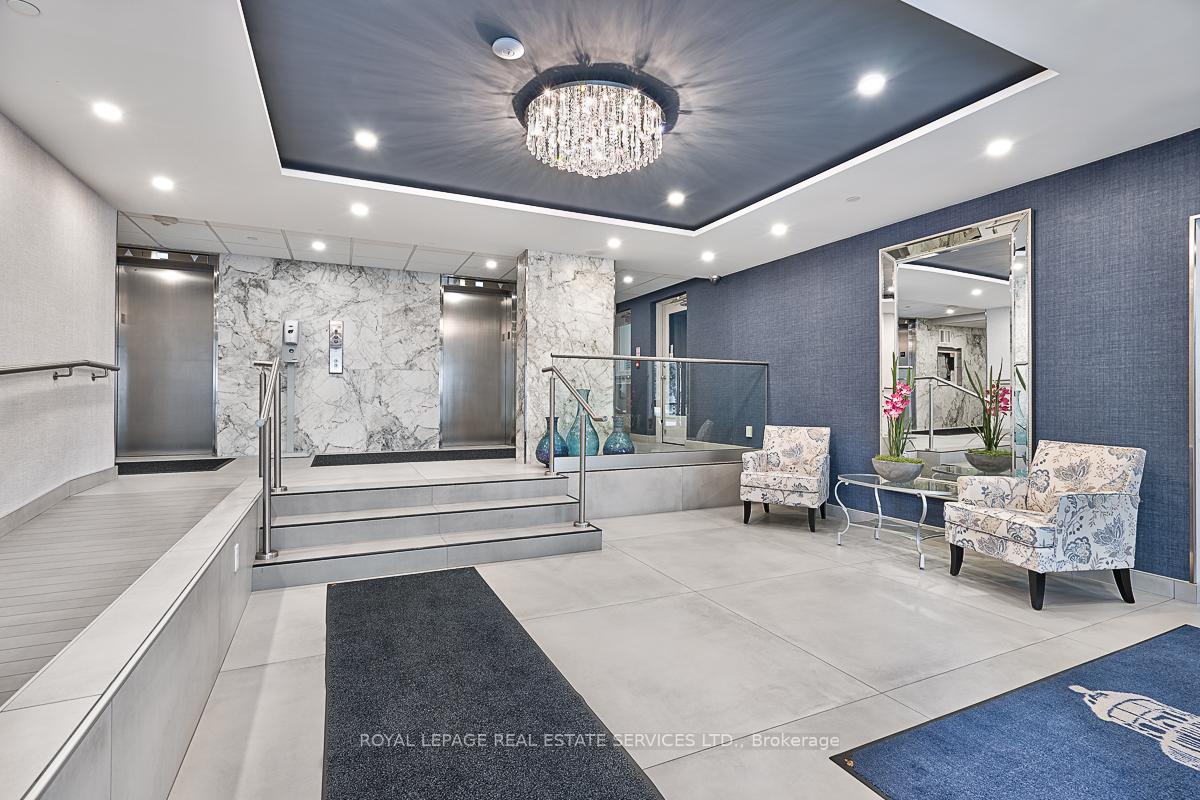 2 Bedrooms Condo at 2263 Marine, Oakville For sale
