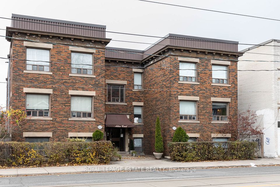 922 Bathurst