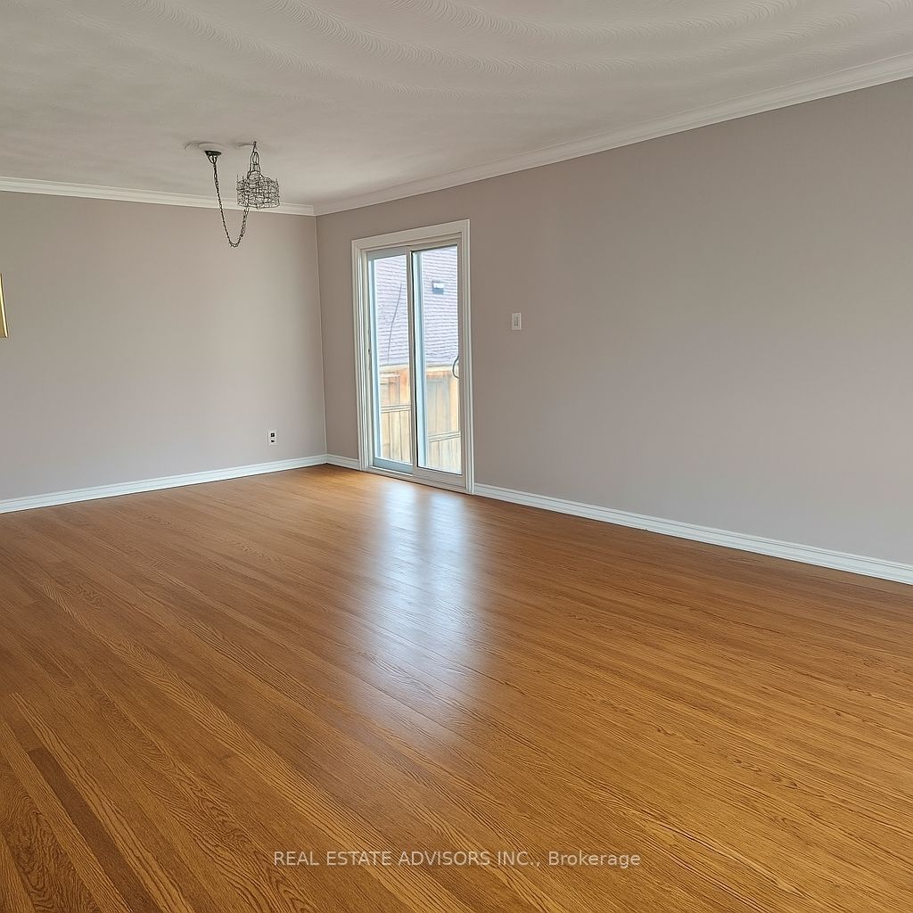 87 Euclid Avenue