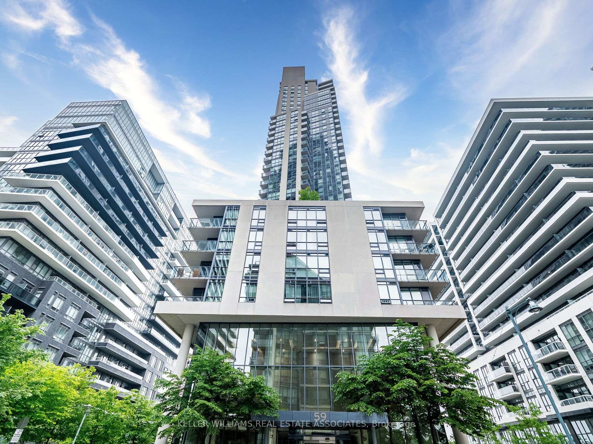 3 Bedrooms Condo at 59 Annie Craig, Toronto For sale