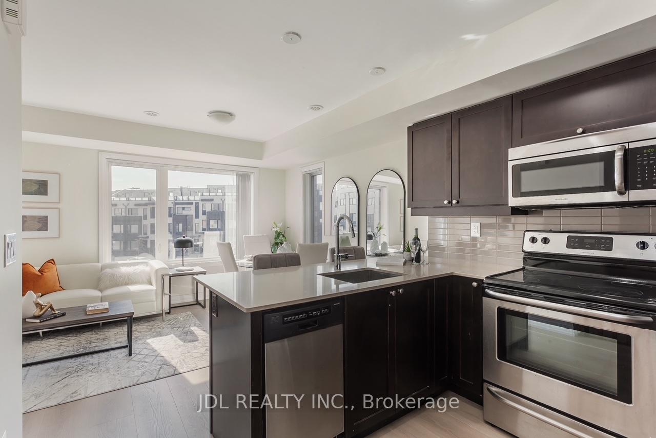 2 Bedrooms Condo at 175 William Duncan Rd,  Toronto For sale
