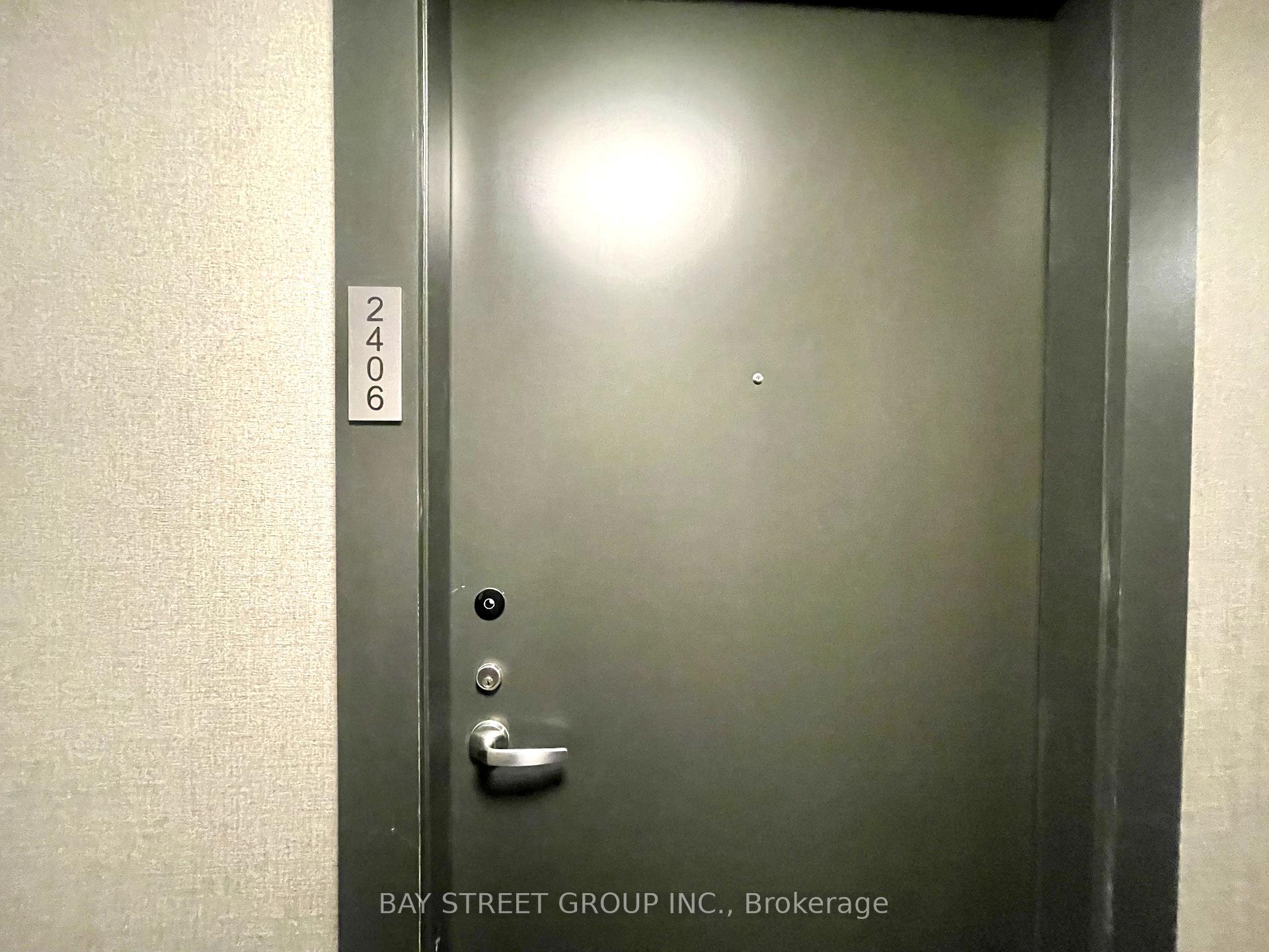 2 Bedrooms Condo at 286 Main, Toronto For sale