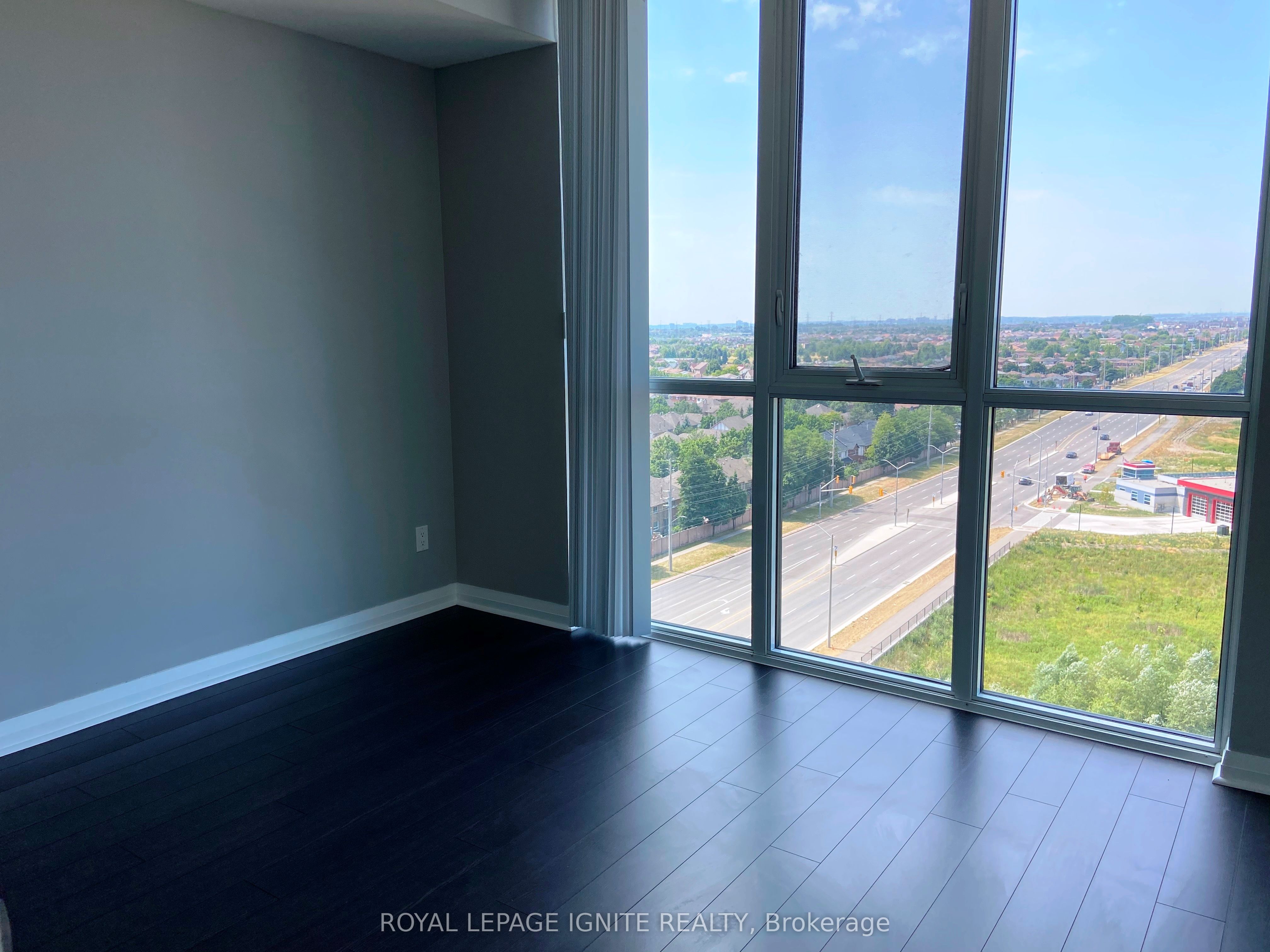 75 Eglinton Avenue W, #1107