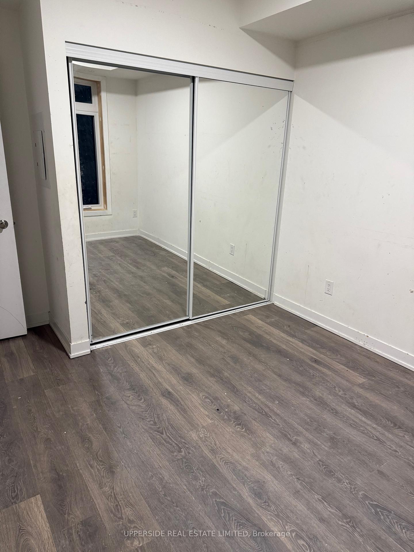 1 Bedroom Condo at 120 Canon Jackson, Toronto For sale