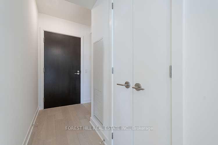 2 Bedrooms Condo at 11 Yorkville, Toronto For sale
