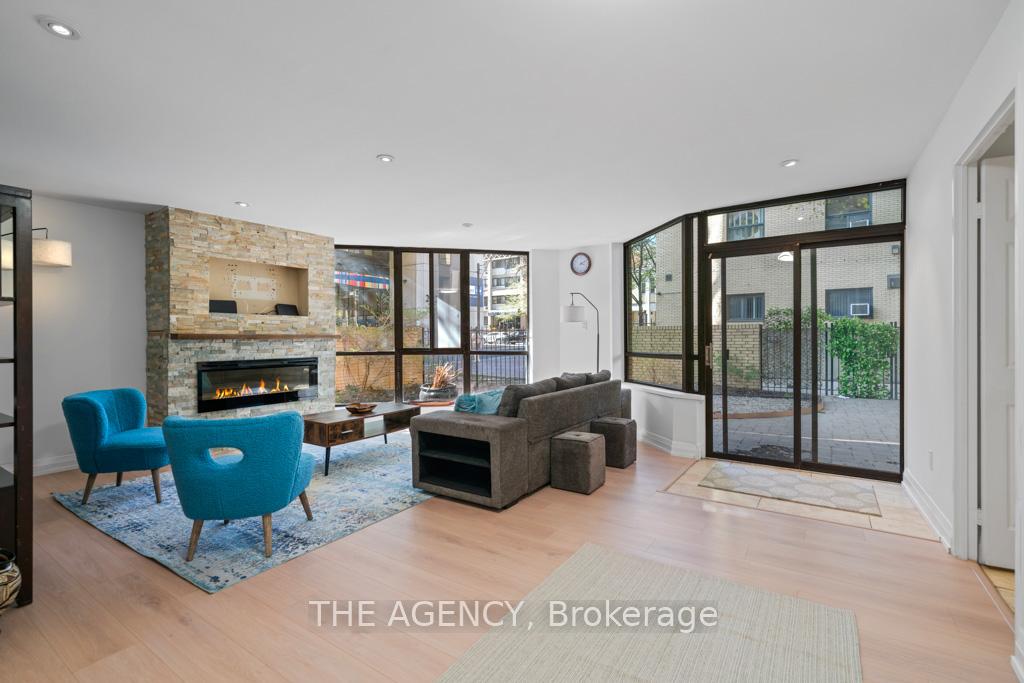 2 Bedrooms Condo at 211 St Patrick, Toronto For sale