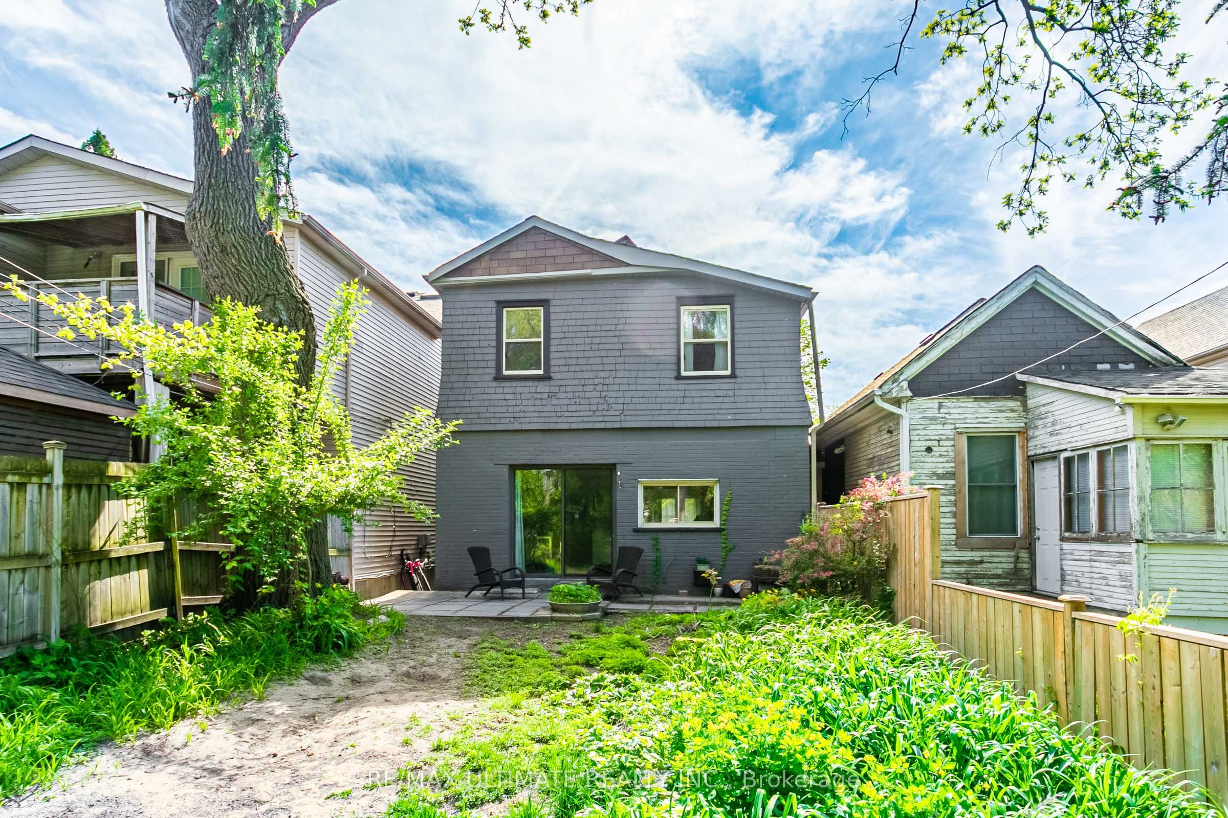 275 Kenilworth Avenue