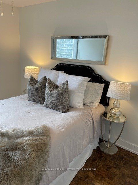 133 Erskine Avenue 301