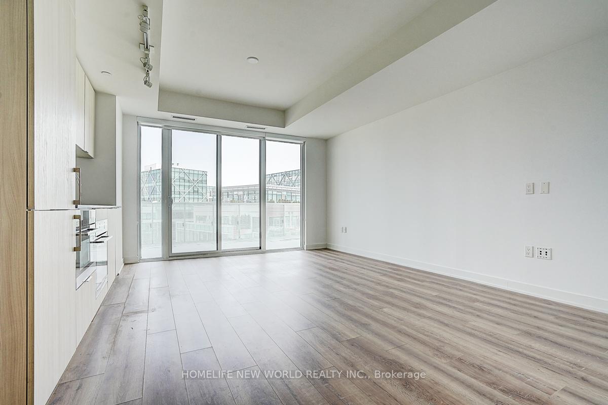 1 Bedroom Condo at 15 Queens, Toronto For sale