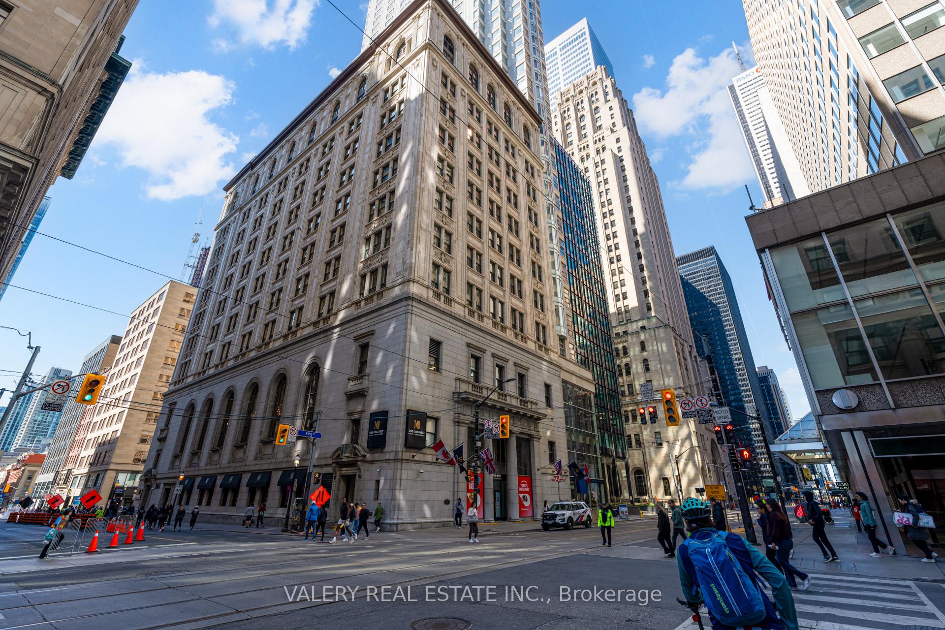 Condo at 1 King, Toronto For sale