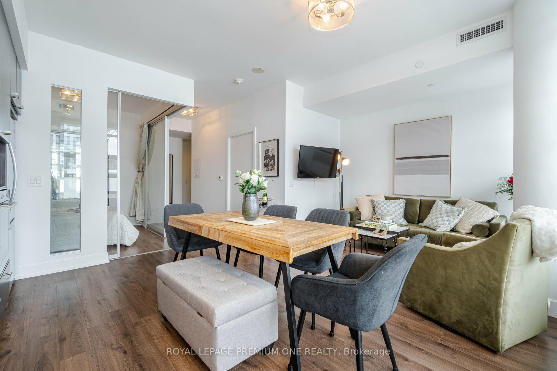 1 Bedroom Condo at 170 Chiltern Hill, Toronto For sale