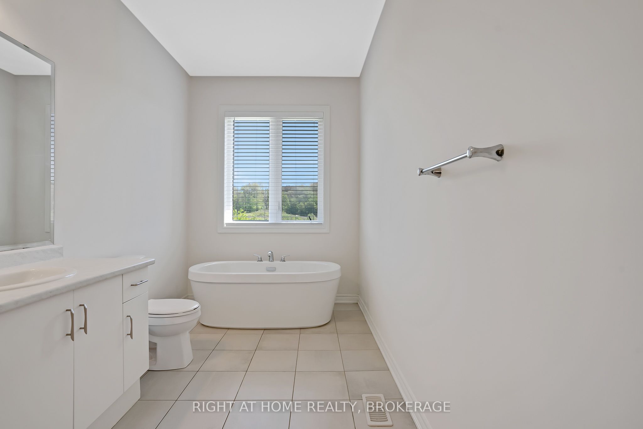 19 Robarts Drive