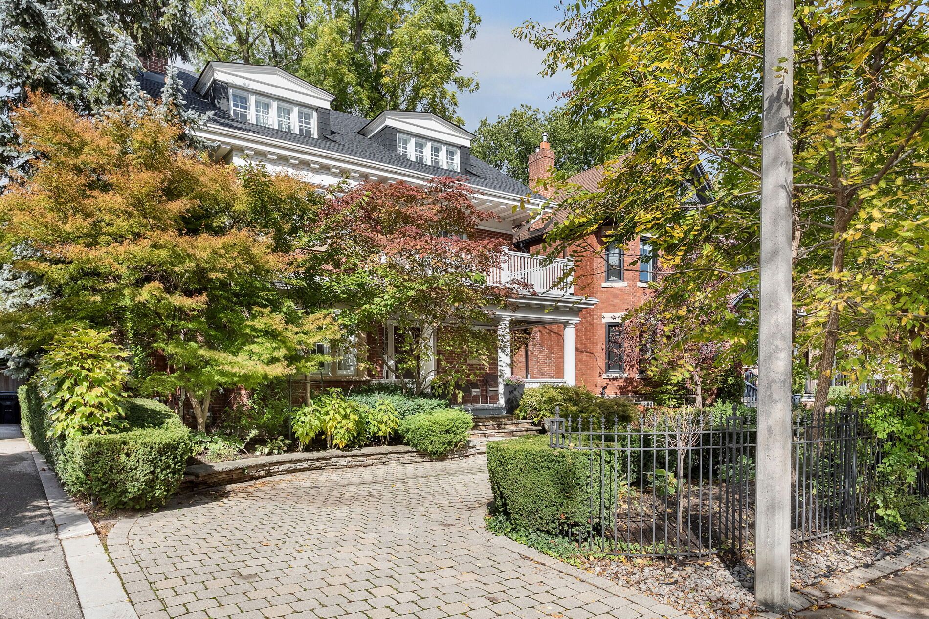 8 Binscarth Road
