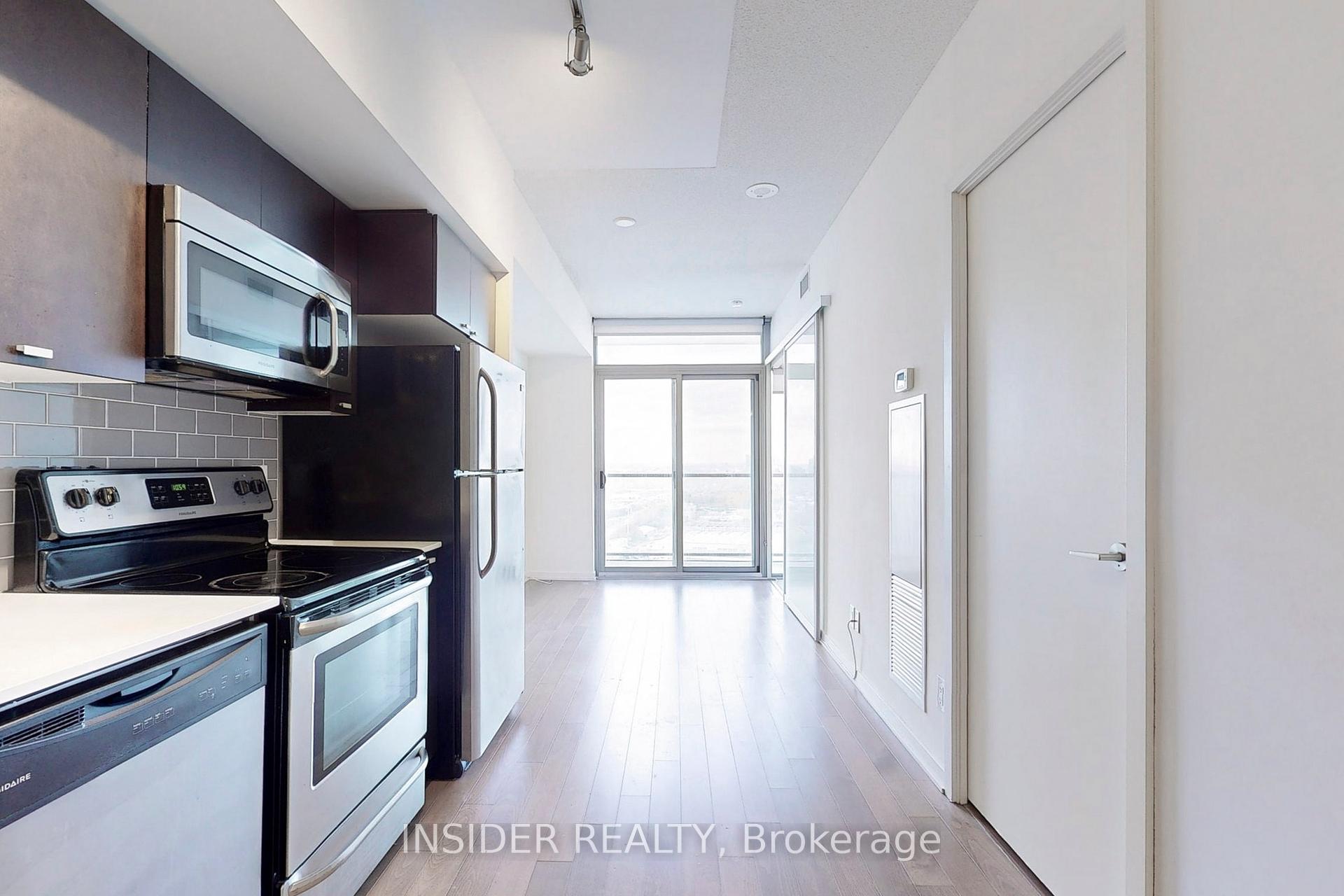 1 Bedroom Condo at 105 The Queensway,  Toronto For sale