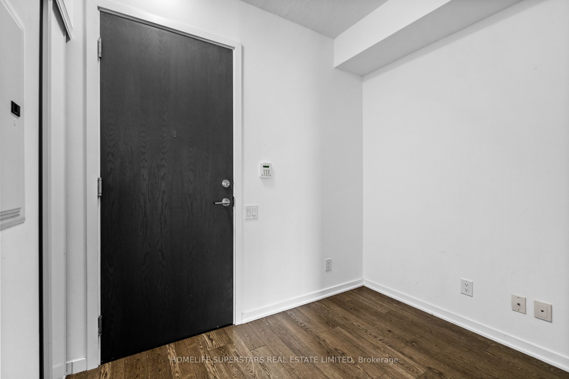 105 The Queensway Avenue, #1901