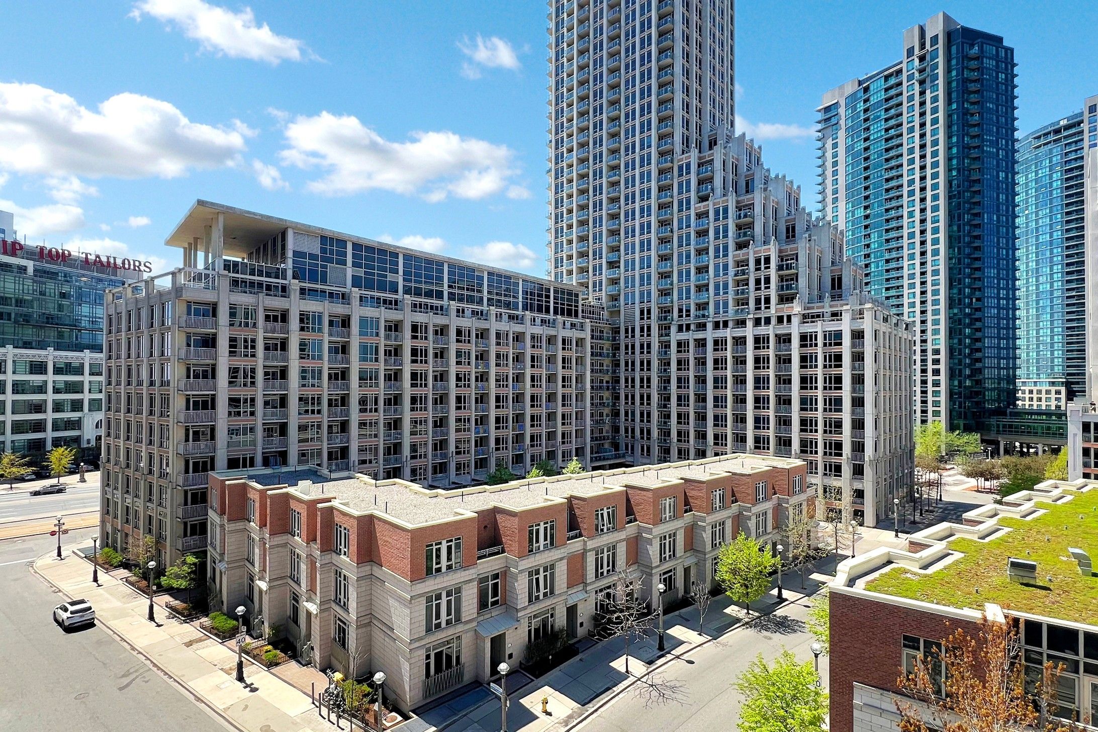 38 Iannuzzi Street 721