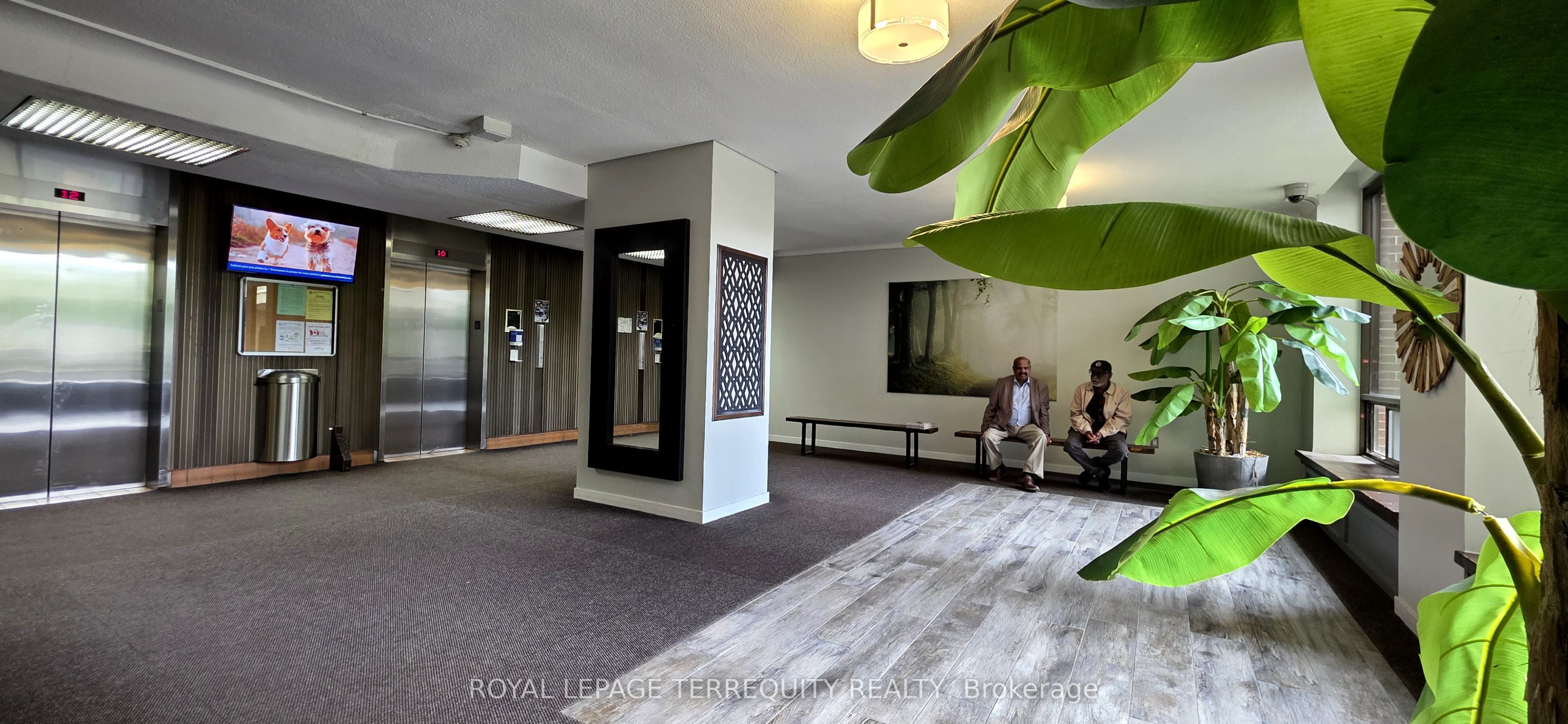 5 Massey Square, #1512