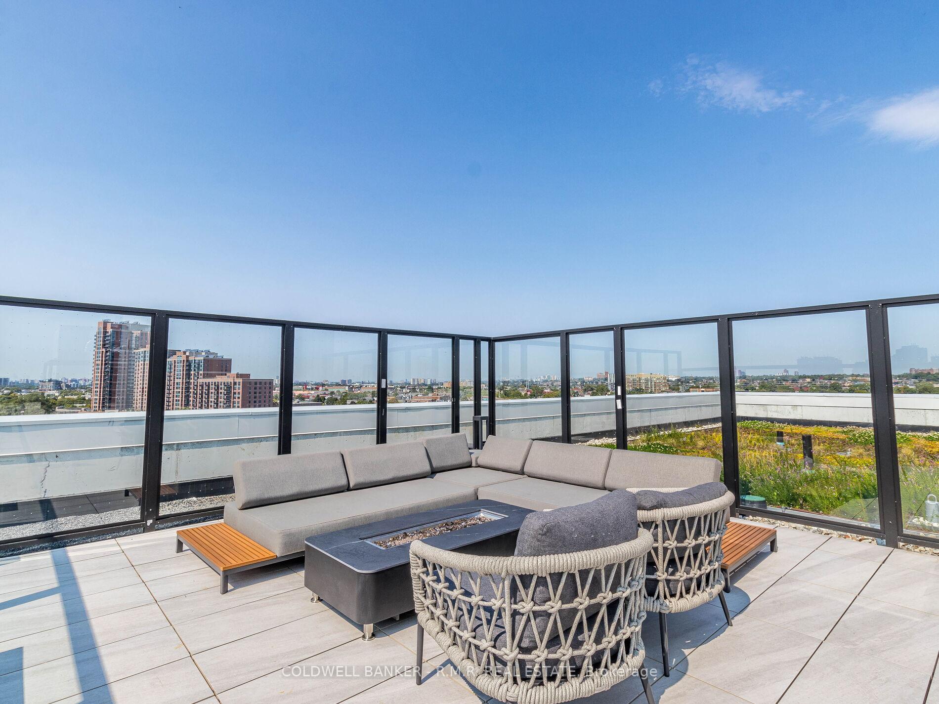 1 Bedroom Condo at 2720 Dundas, Toronto For sale