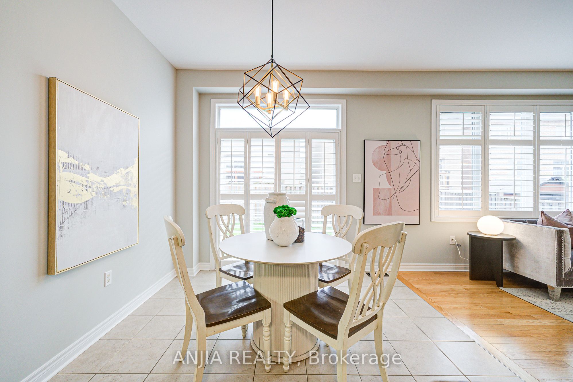 9 Desjardin Drive