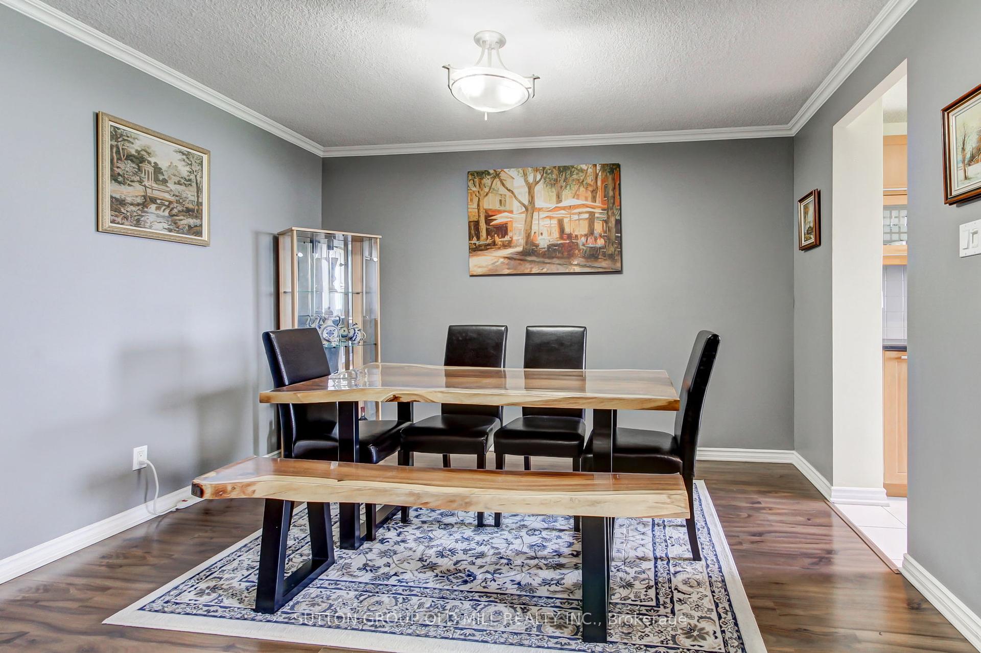 3 Bedrooms Condo at 133 Torresdale, Toronto For sale