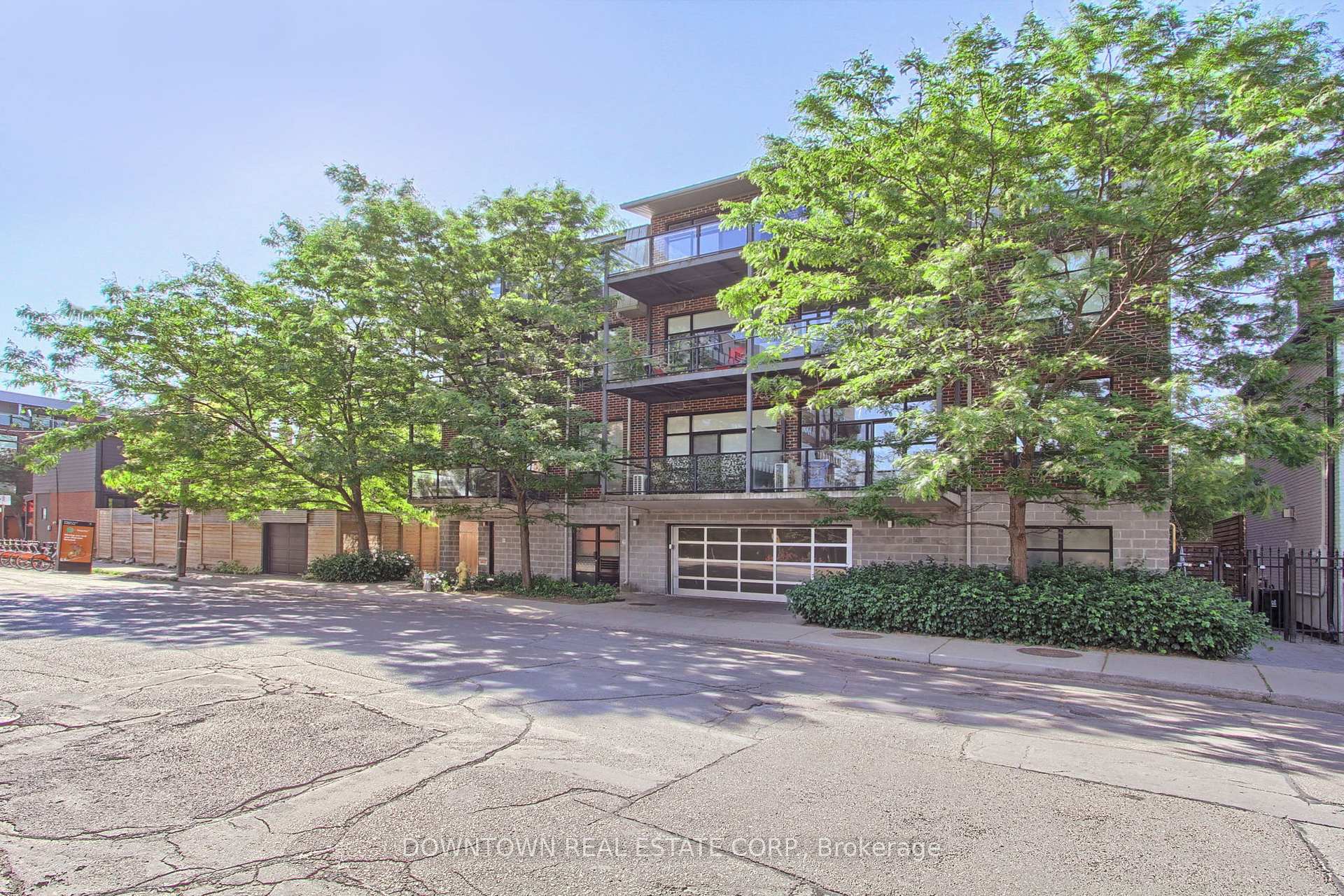 2 Bedrooms Condo at 53 Colgate, Toronto For sale