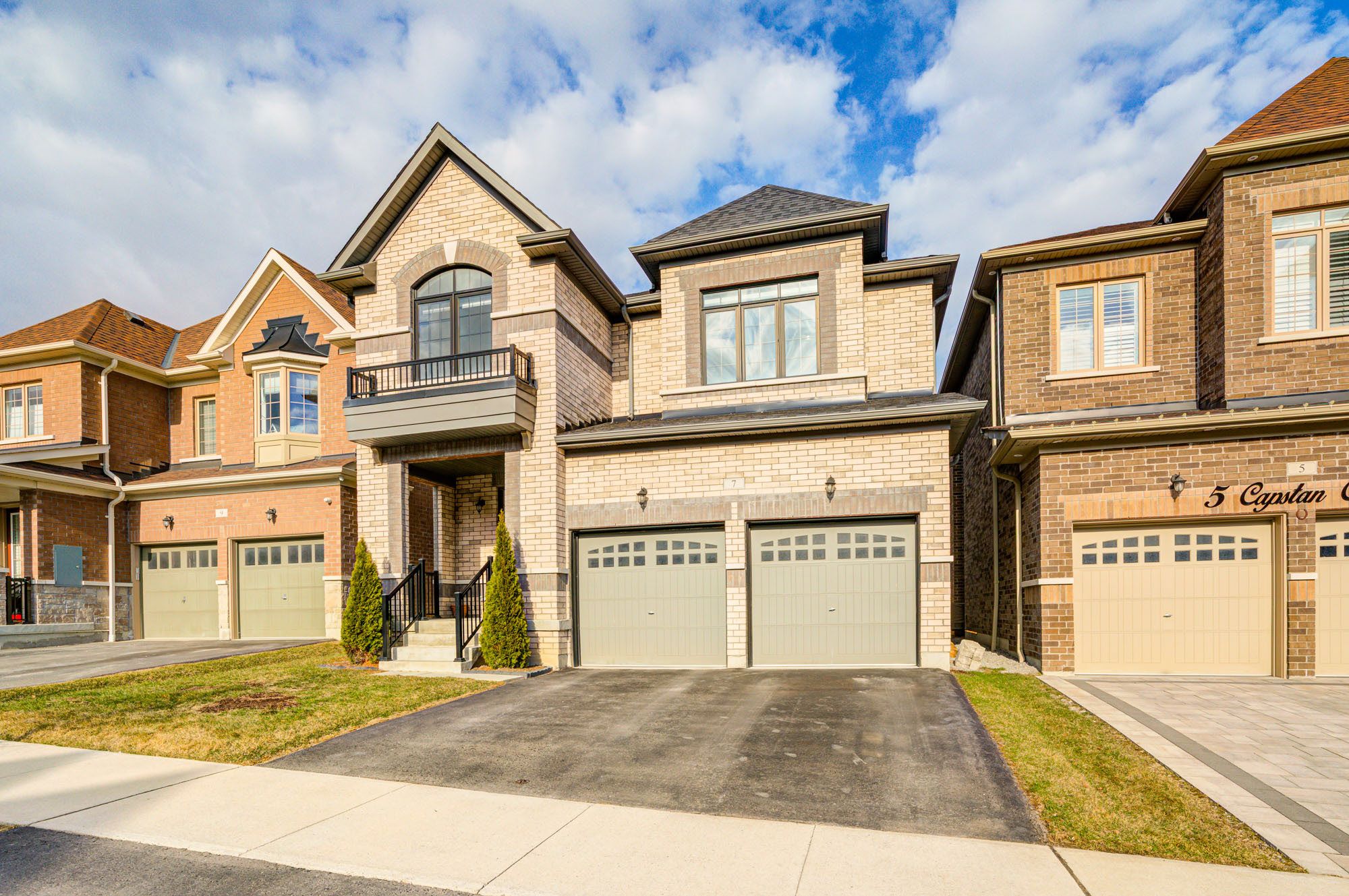 7 Capstan Court