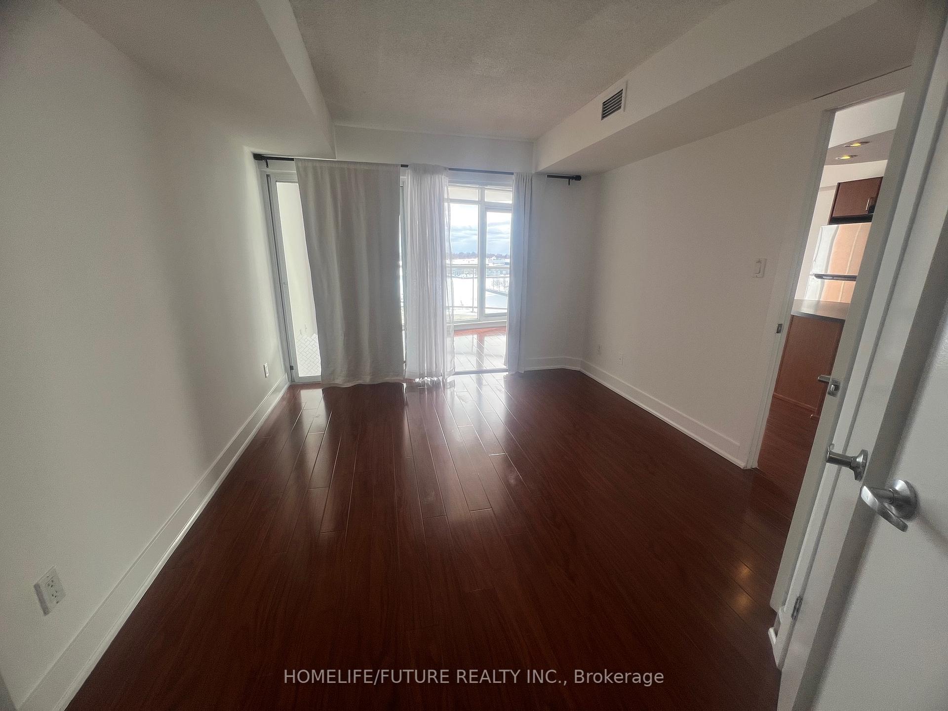 1 Bedroom Condo at 550 Queens,  Toronto For sale