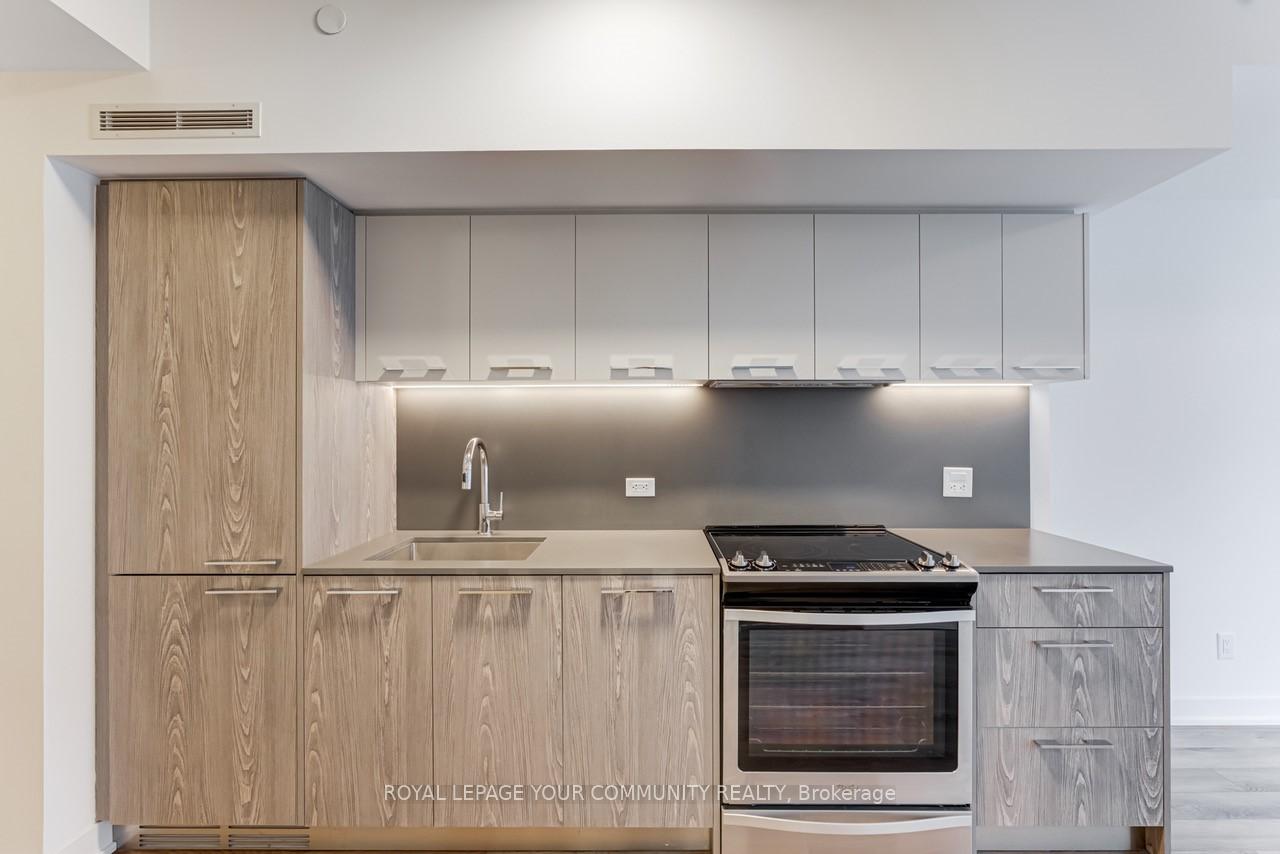 1 Bedroom Condo at 30 Baseball, Toronto For sale