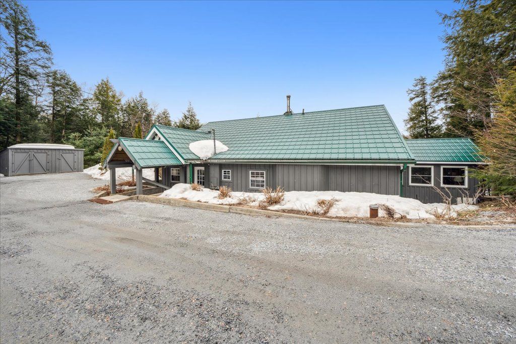 16A Hayhoe Road