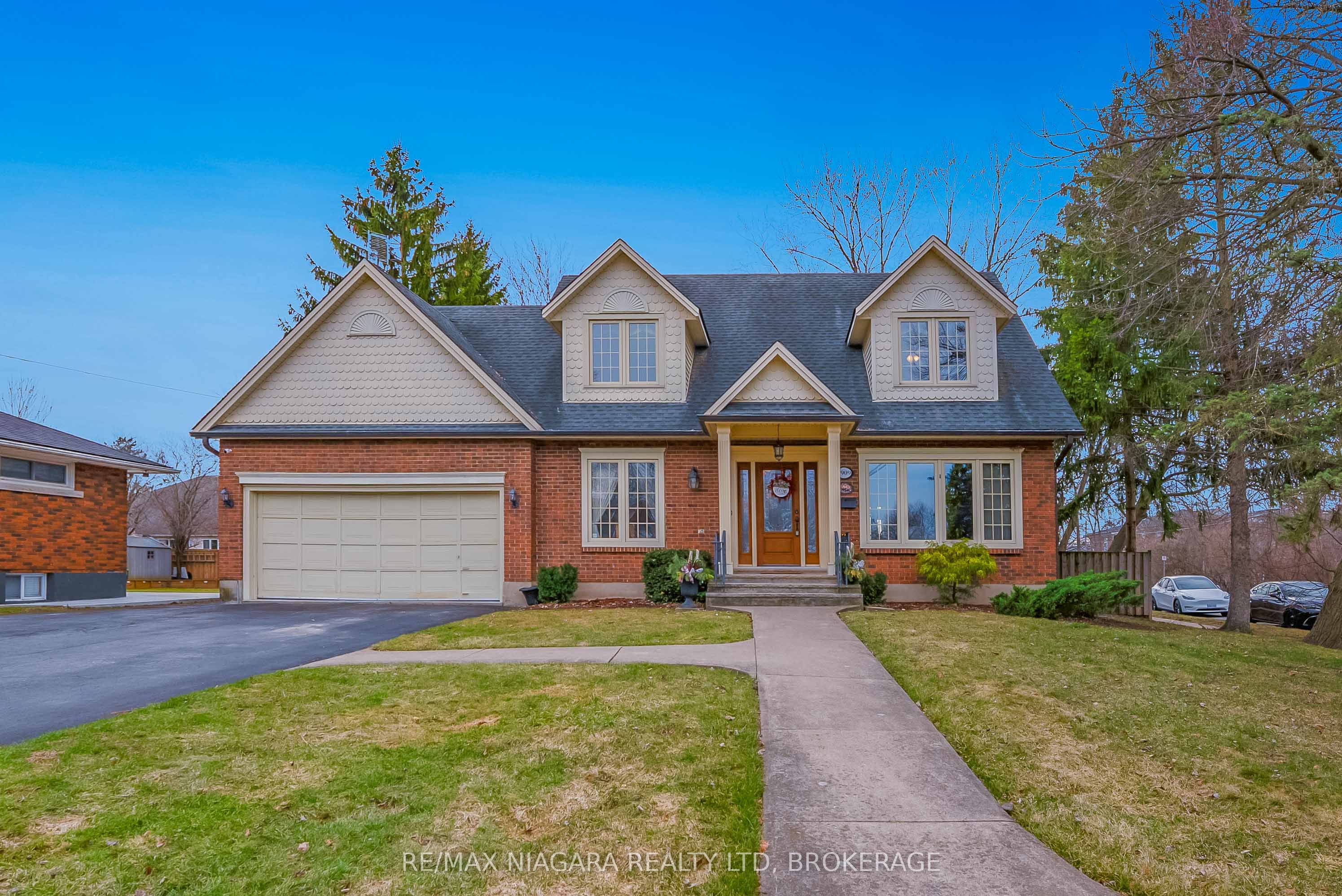 7909 Sarah Street, Niagara Falls, ON L2G 6T6