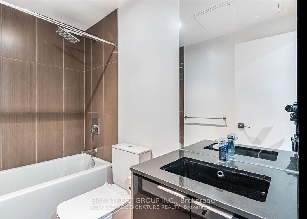 70 Temperance Street, #1107