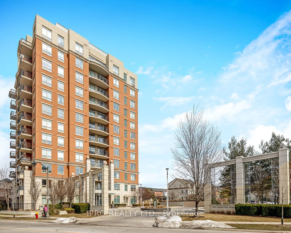 Property at #111 - 2365 Central Park Drive, Oakville, ON L6H 0C7