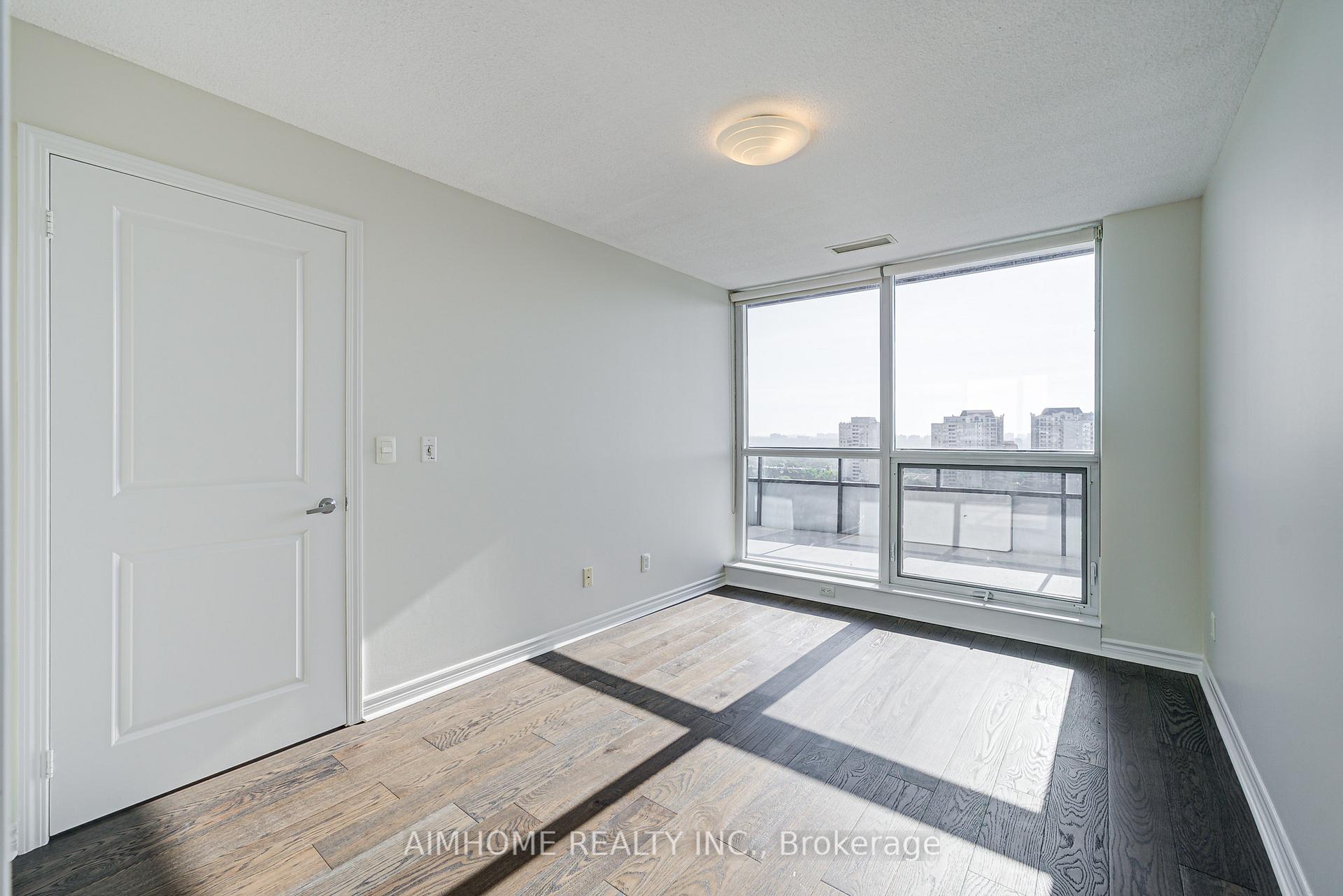 2 Bedrooms Condo at 2885 Bayview, Toronto For sale