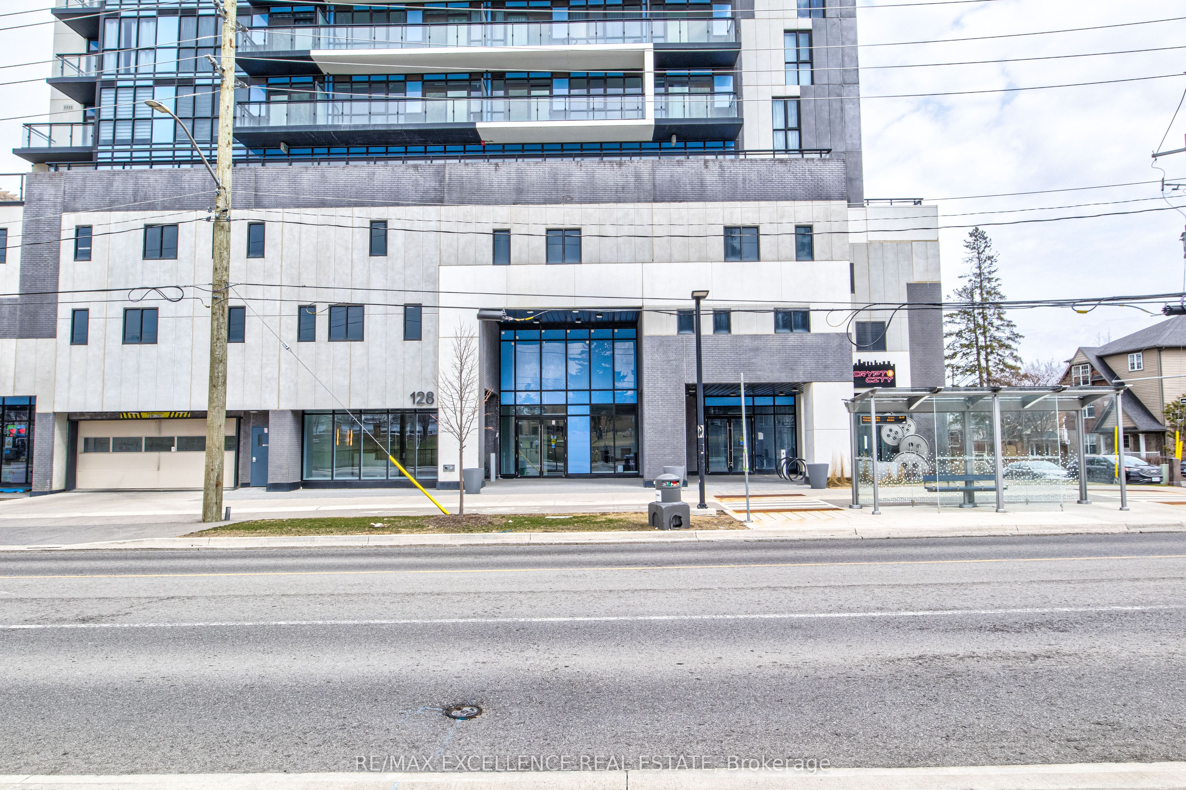 128 King Street N, #1402