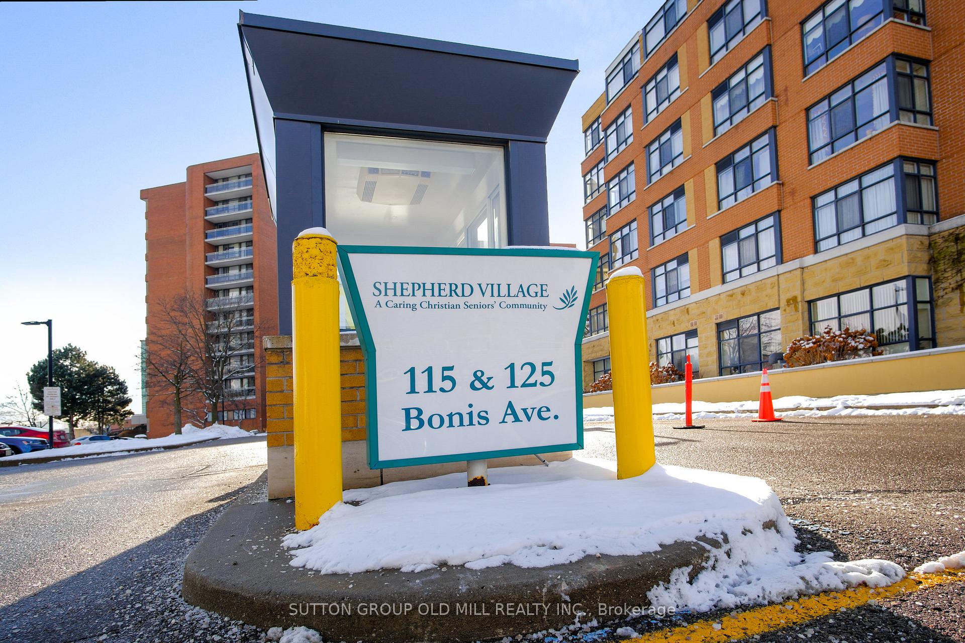 2 Bedrooms Condo at 115 Bonis,  Toronto For sale