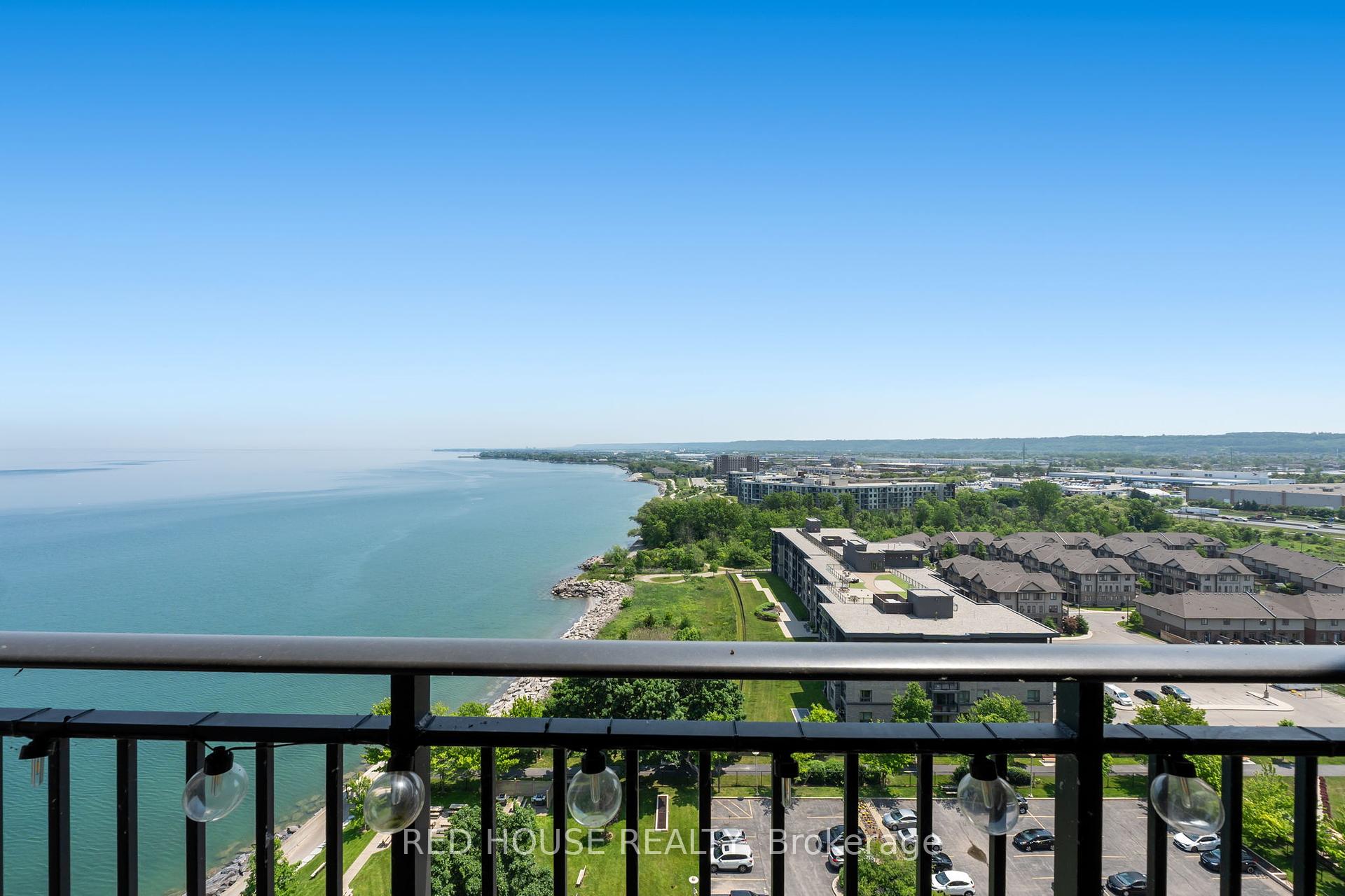 3 Bedrooms Condo at 500 Green, Hamilton For sale