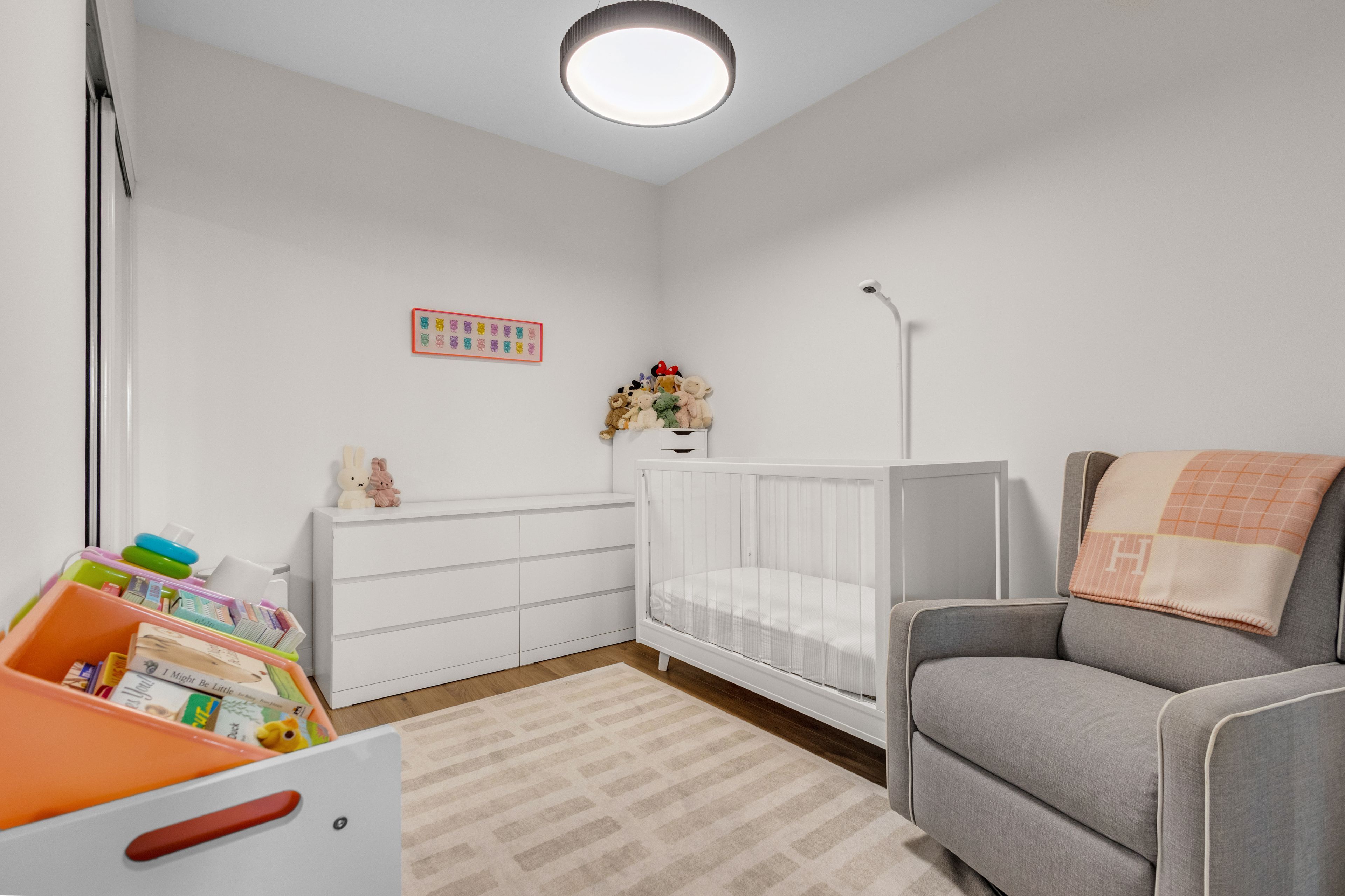 170 Chiltern Hill Road 402