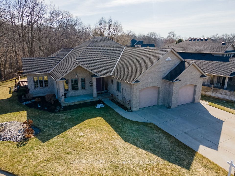 487 Petersen Avenue, Strathroy-Caradoc, ON N7G 4L5