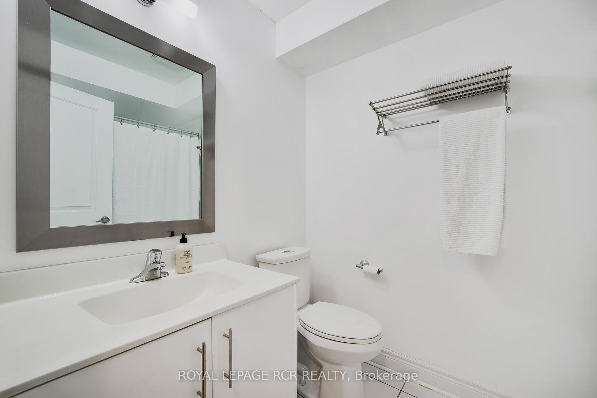4 Bedrooms Condo at 8343 Kipling, Vaughan For sale