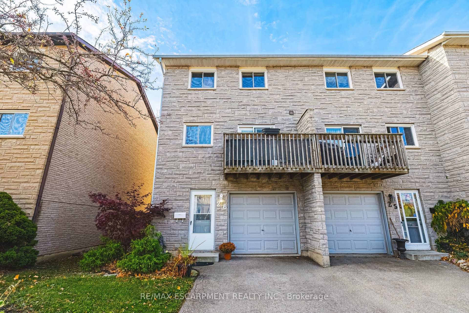 3 Bedrooms Condo at 1155 Paramount, Hamilton For sale
