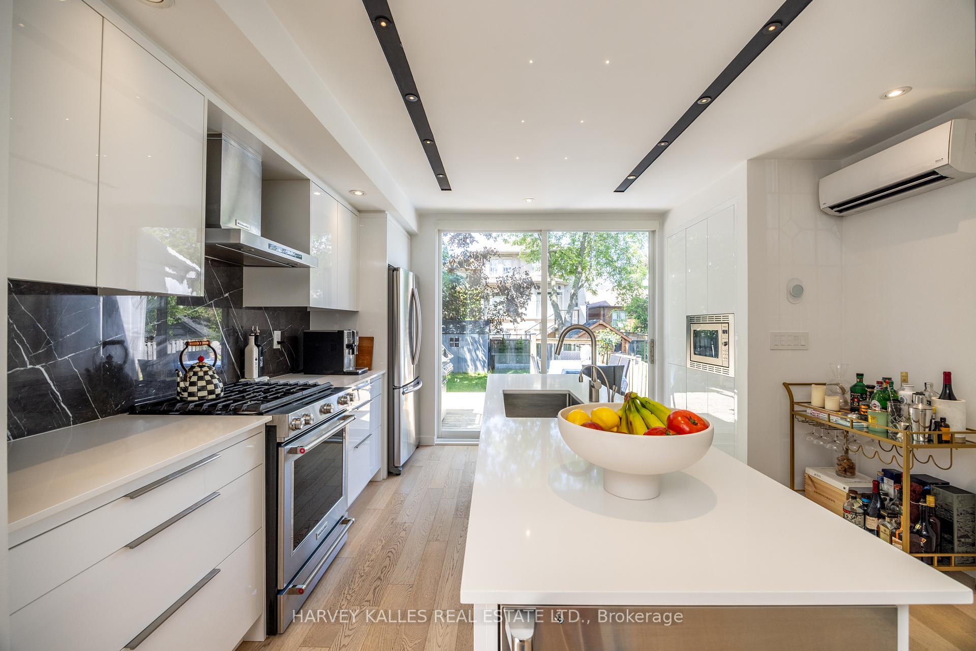 380 Old Orchard Grove