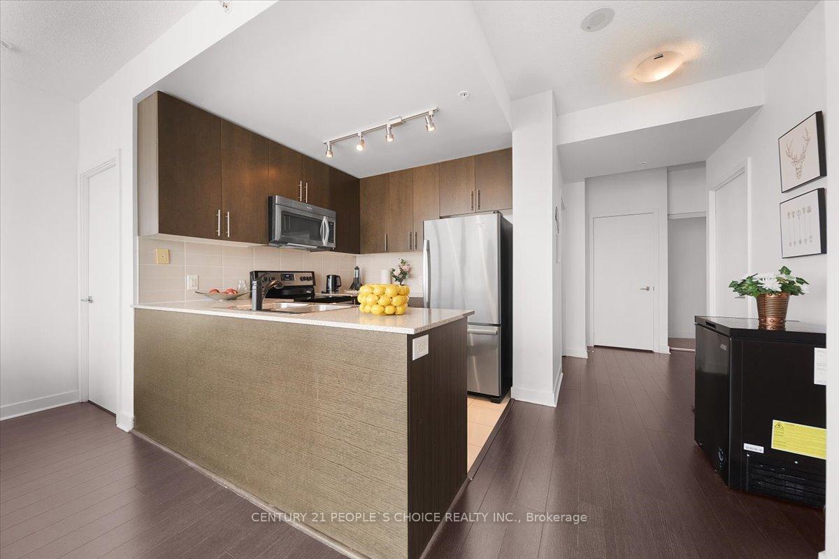 2 Bedrooms Condo at 3985 Grand Park, Mississauga For sale