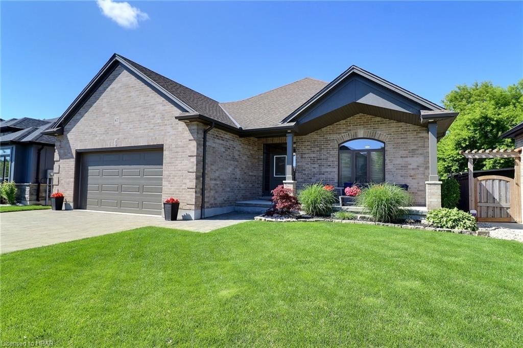 67 CAVERHILL Crescent Middlesex Centre Ontario N0L 1R0