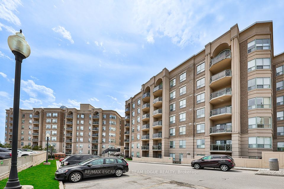 2085 Amherst Heights